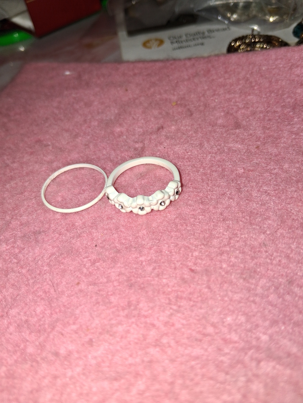 Source Unknown White Floral Stackable Ring Duo